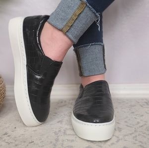 NEW Qupid Croco Platform Slip On Sneakers